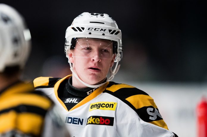 Ishockey, SHL, Semifinal 1, Djurgrden - Skellefte Skellefteås Ludvig Stenvall under semifinal 1 i SM-slutspelet i ishockey mellan Djurgården och Skellefteå den 3 april 2018 i Stockholm. Foto: Bildbyrån