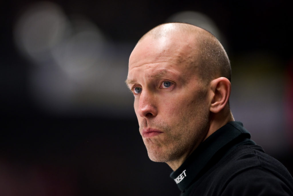 KLART: Rivalens guldtränare tar över Timrå