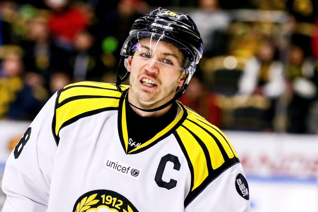 Gammal stjärnforward kan vända hem till Brynäs