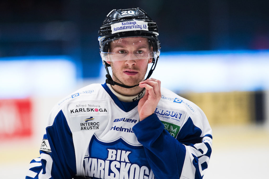 Tio klubbar uppges ha visat intresse för svensksuccén