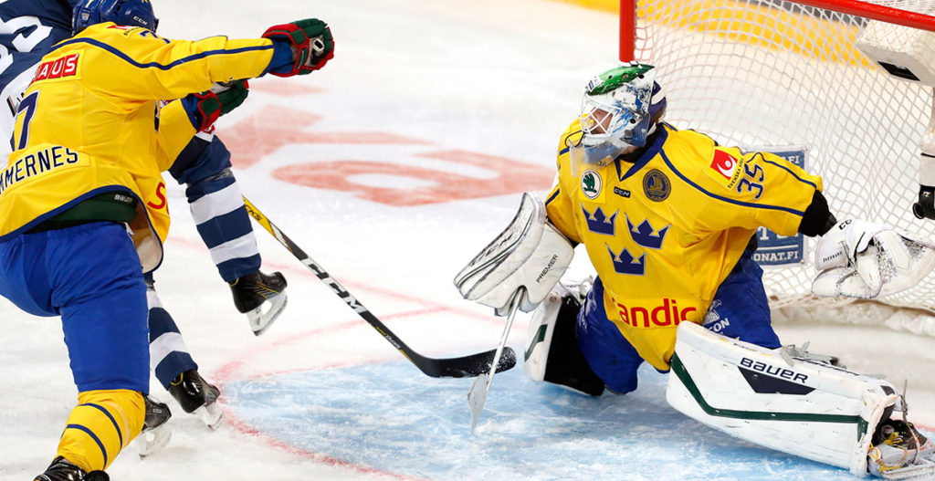 Tre Kronor: Han startar i målet mot Lettland Tre Kronor: Han startar i målet mot Lettland