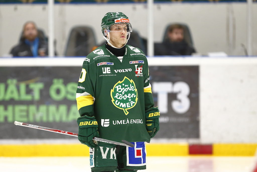Officiellt: Troja värvar målskytt från konkurrenten