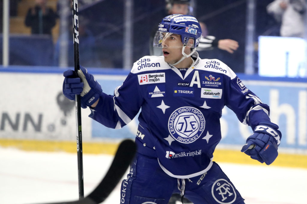 Leksand förlänger med trotjänaren