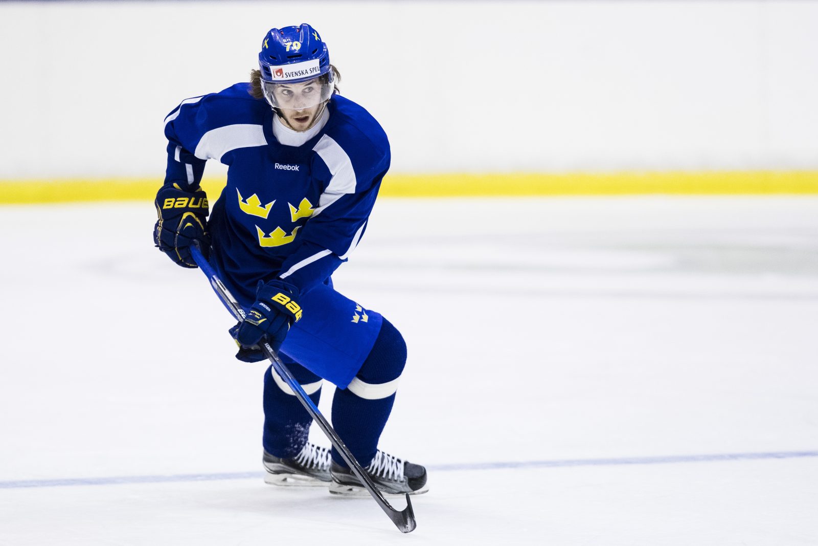 Uppgifter: Tre Kronor-forwarden skriver NHL-kontrakt