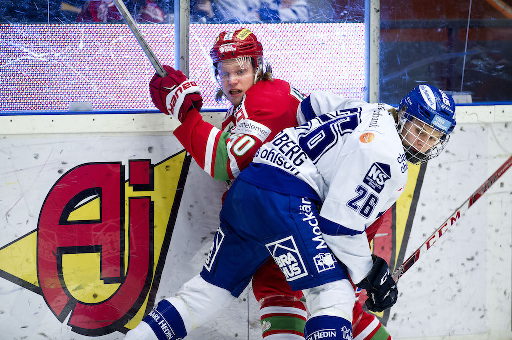 Uppgifter: HV71 värvar tidigare Leksandsback