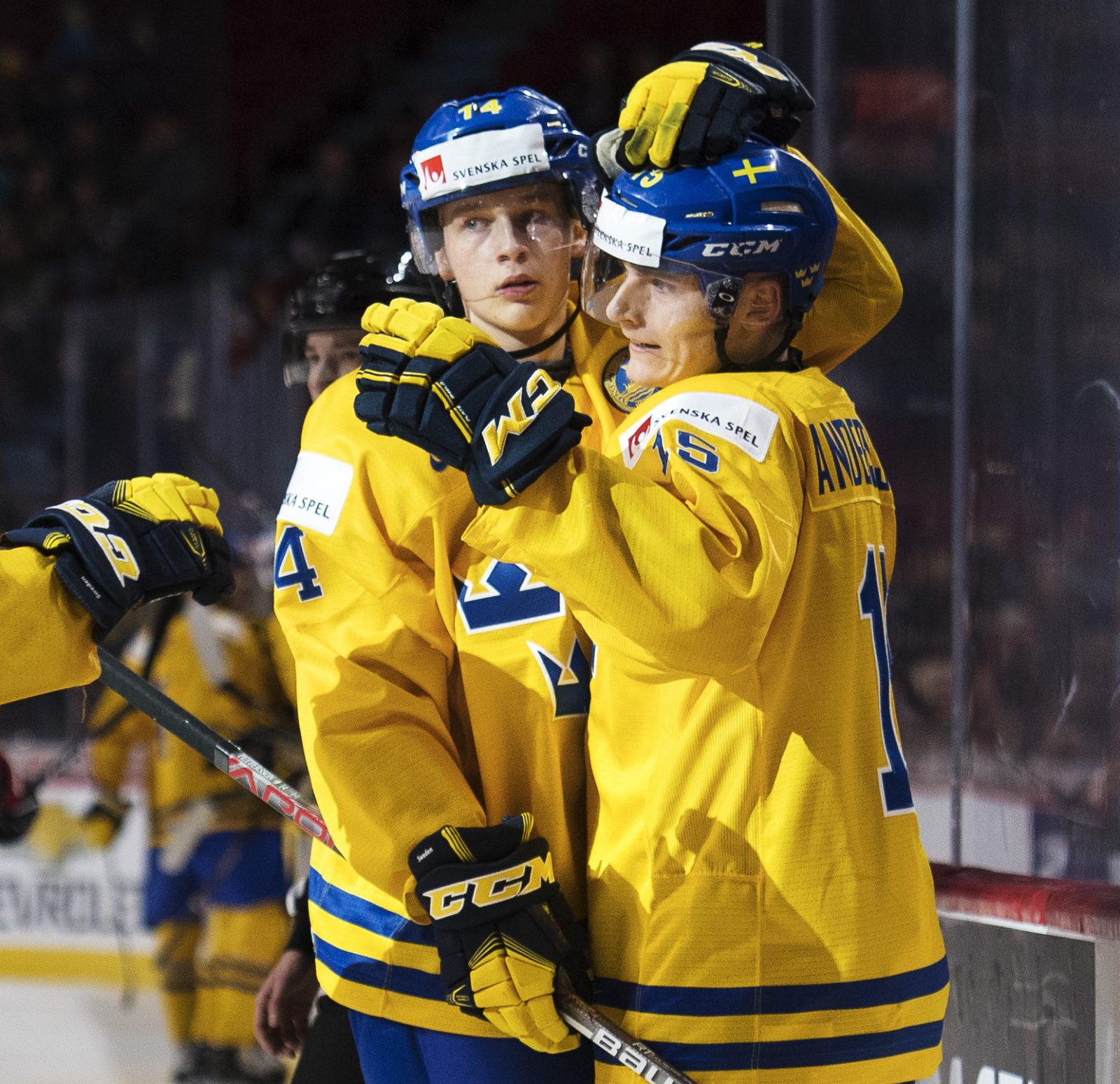 JUST NU: Första svenskarna valda i NHL-draften