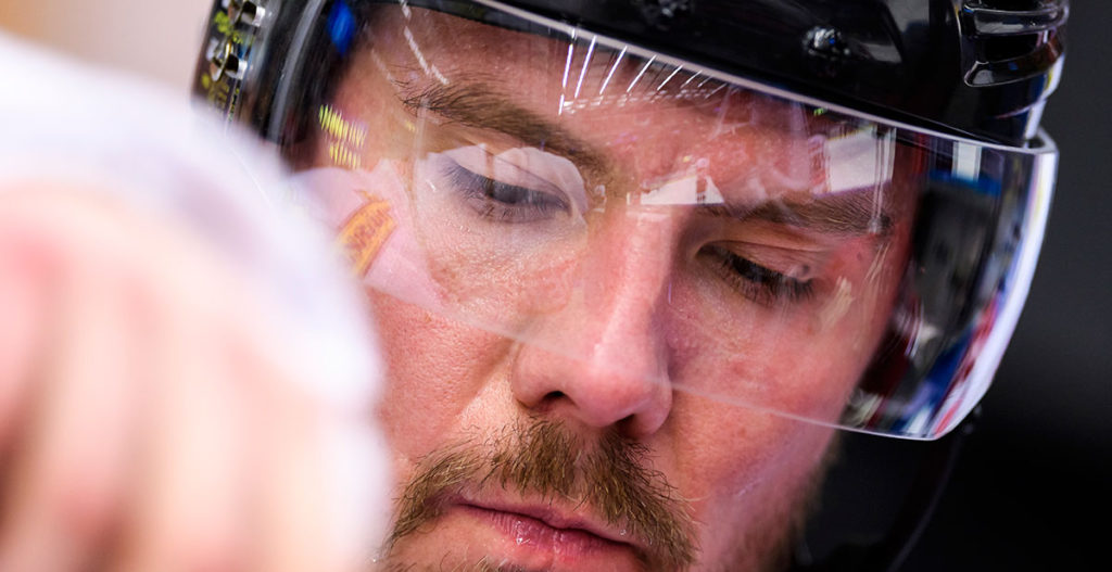 Värvades som stjärna – nu dumpas backen av SHL-klubben