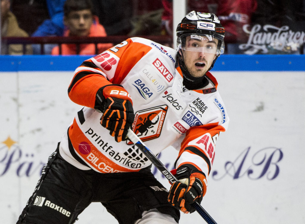 Debuterade tidigt – nu lämnar han SHL Debuterade tidigt – nu lämnar han SHL