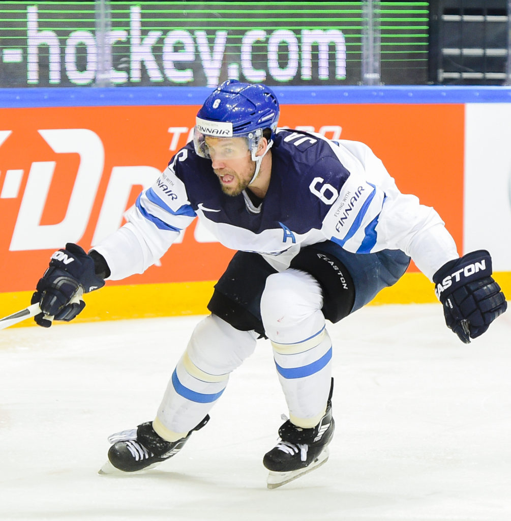 Finsk VM-spelare återänder till Sverige
