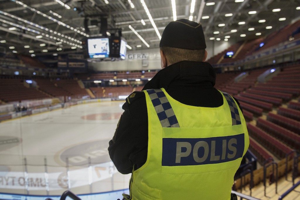 Slagsmål på läktaren i fokus när Skellefteå slog Modo: ”Tråkigt”