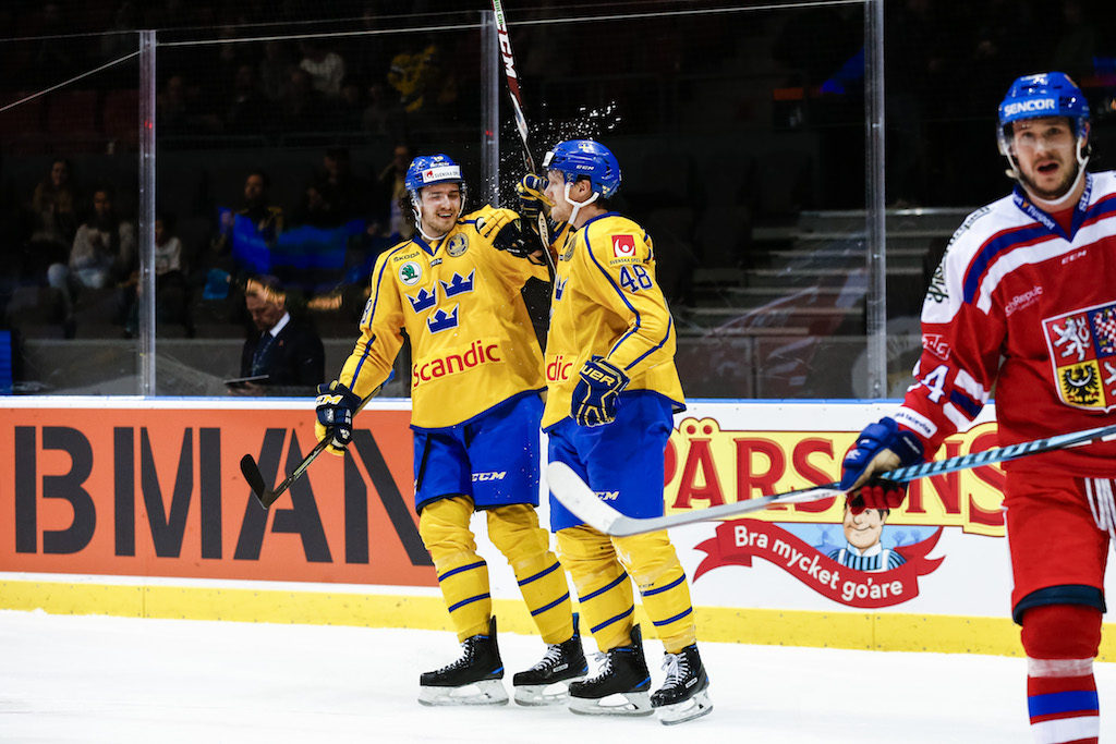 Tre Kronor till Örebro
