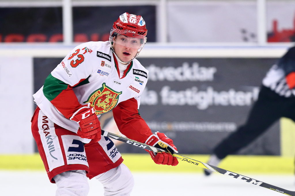 AIK lånar SHL-back