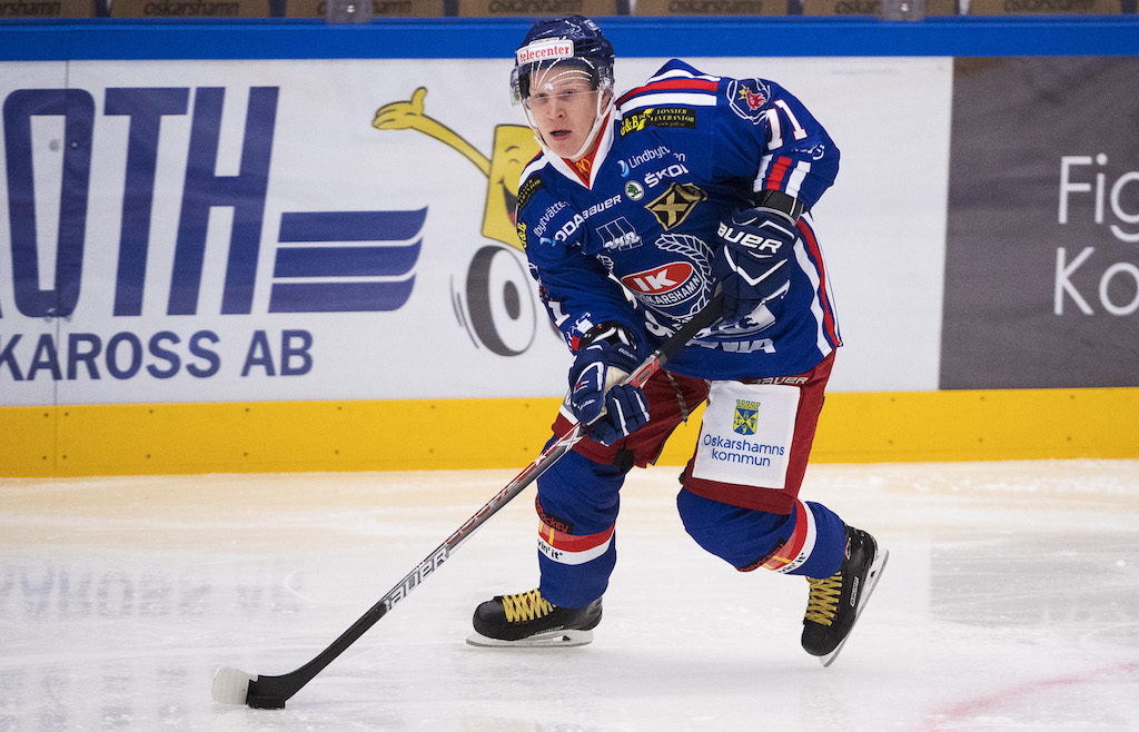 Finsk forward lämnar med omedelbar verkan