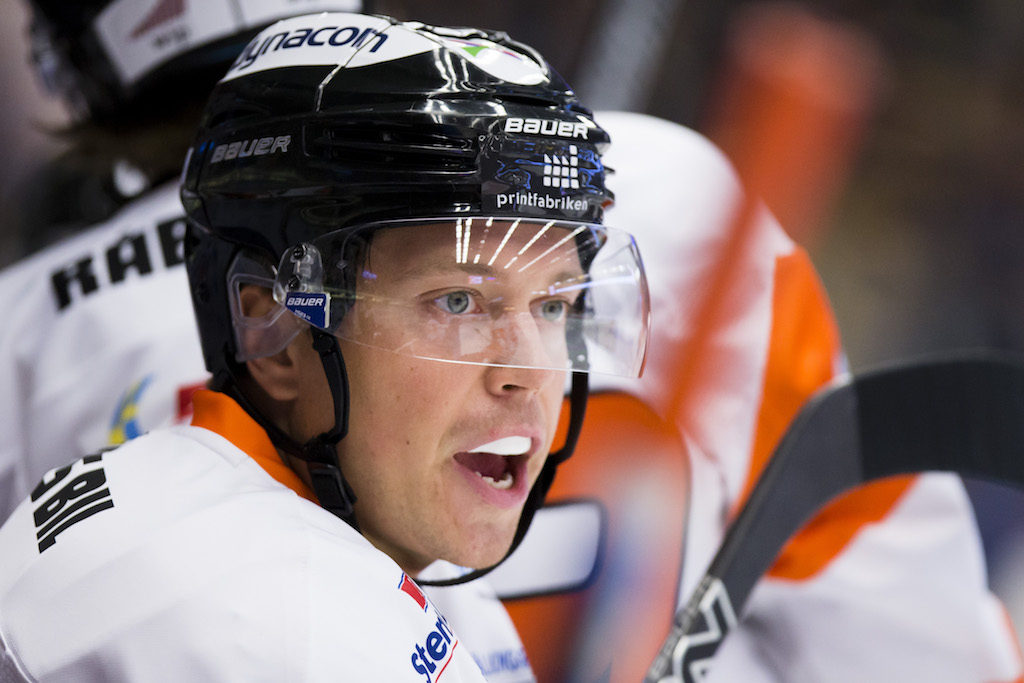 Modo lånar back från SHL