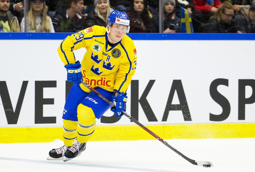 Efter brutna kontraktet - svensken stannar i KHL