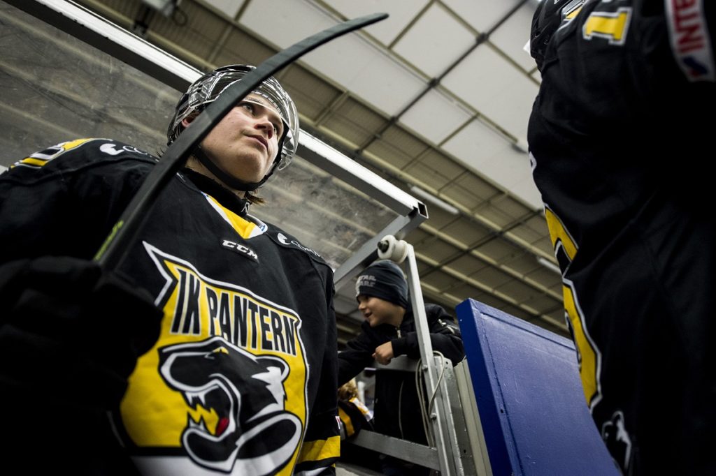 BEKRÄFTAT: NHL-ikonens kusin ny huvudtränare i Pantern