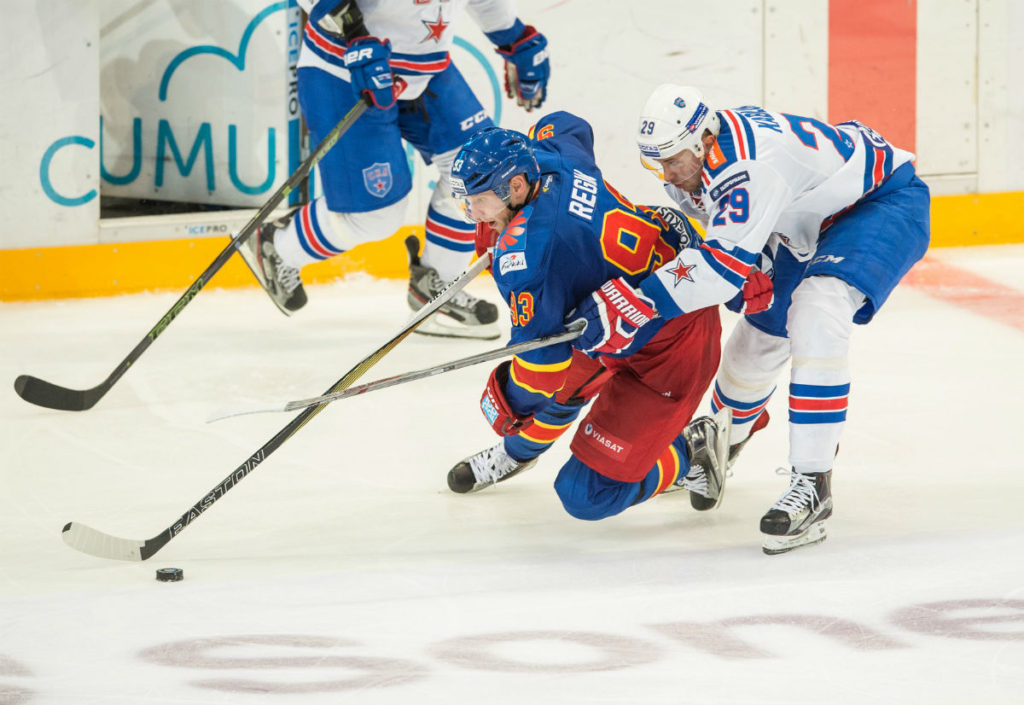 UTRENSNING: KHL kastar ut två lag och inför lönetak