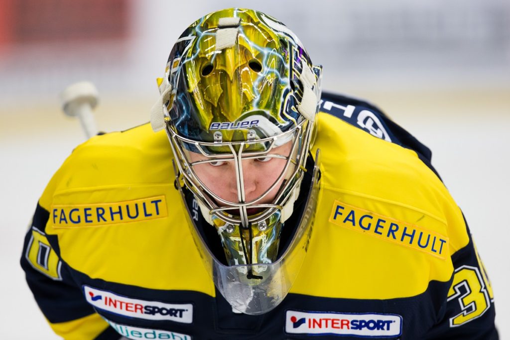MARDRÖMMEN: Målvakten skadad - igen
