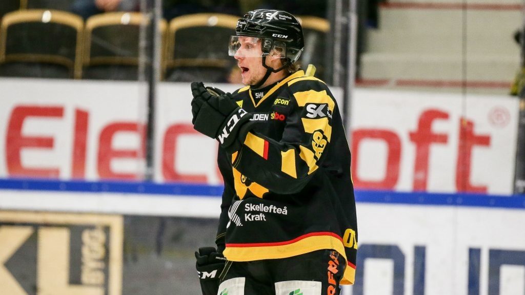 FBK-SILLY: Värvar forward från SM-finalisten