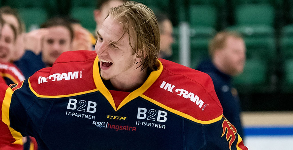 SUPERSKRÄLLEN: Först SM-guld, sedan skrällen i Tre Kronor SUPERSKRÄLLEN: Först SM-guld, sedan skrällen i Tre Kronor