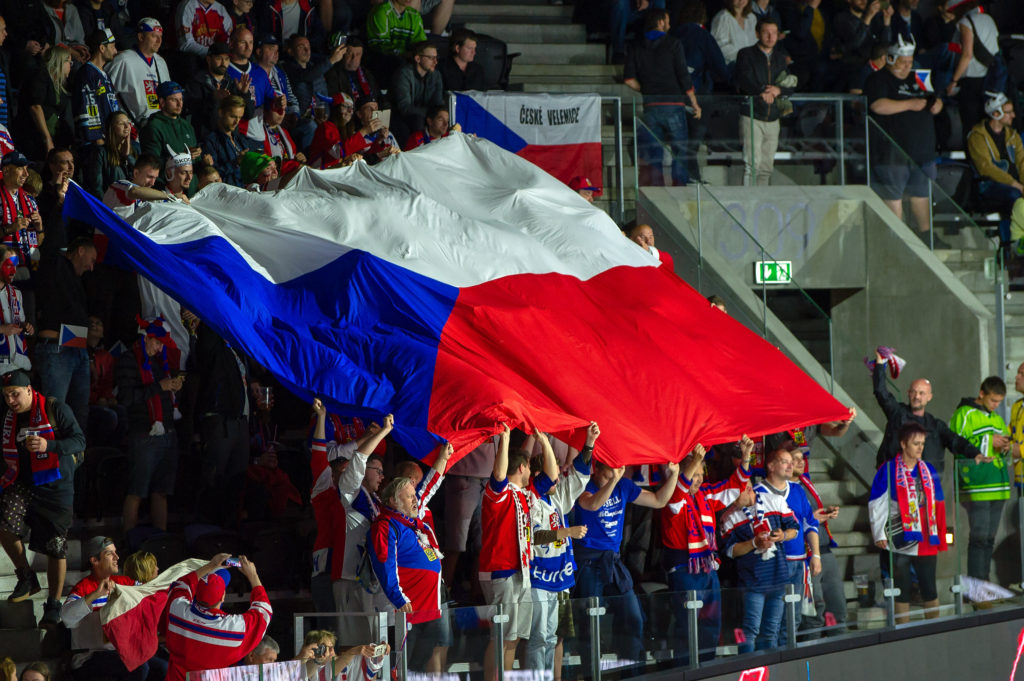 HOCKEY-VM: Se bilderna från läktarfesten