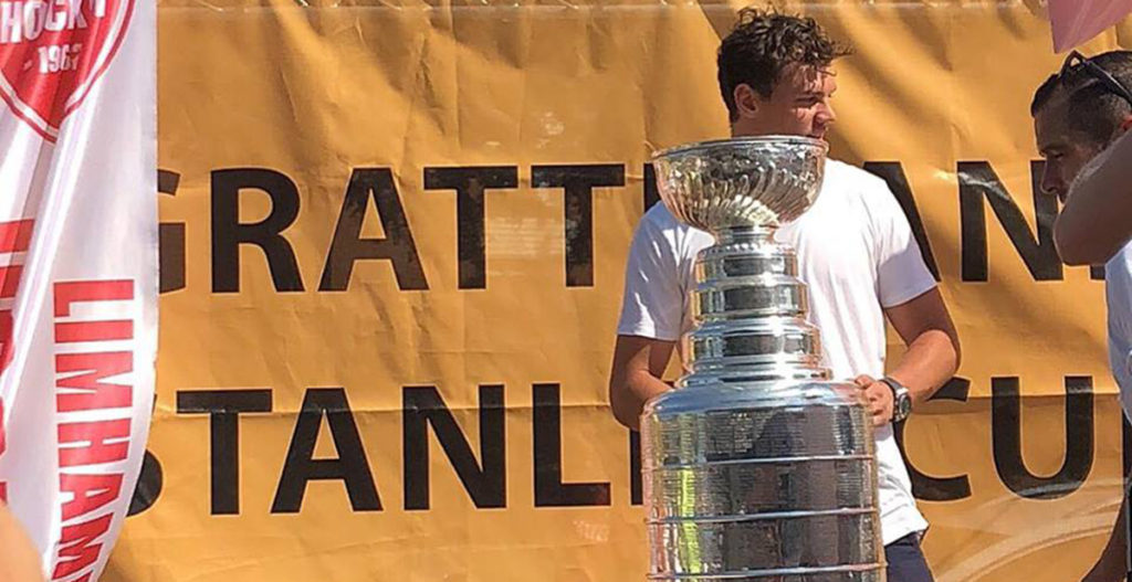 Välbesökt när Burakovsky visade upp Stanley Cup