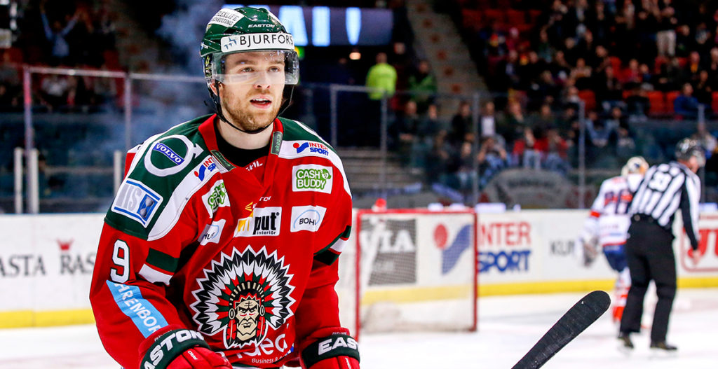 KLART: Mora förstärker med kanadensisk forward