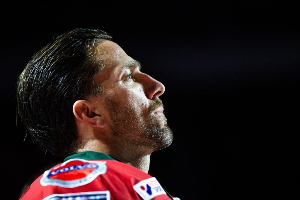 JUBILEUM: 500 poäng i Frölundadressen för Joel Lundqvist