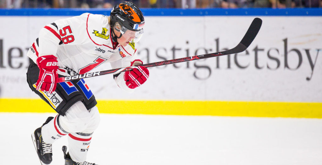 BEKRÄFTAT: Örebro skickar 19-årige forwarden till Hockeyallsvenskan BEKRÄFTAT: Örebro skickar 19-årige forwarden till Hockeyallsvenskan