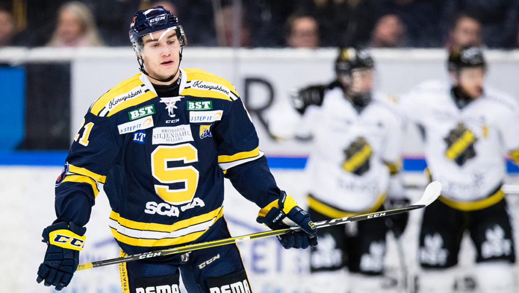 Södertälje lånar ut back till konkurrenten