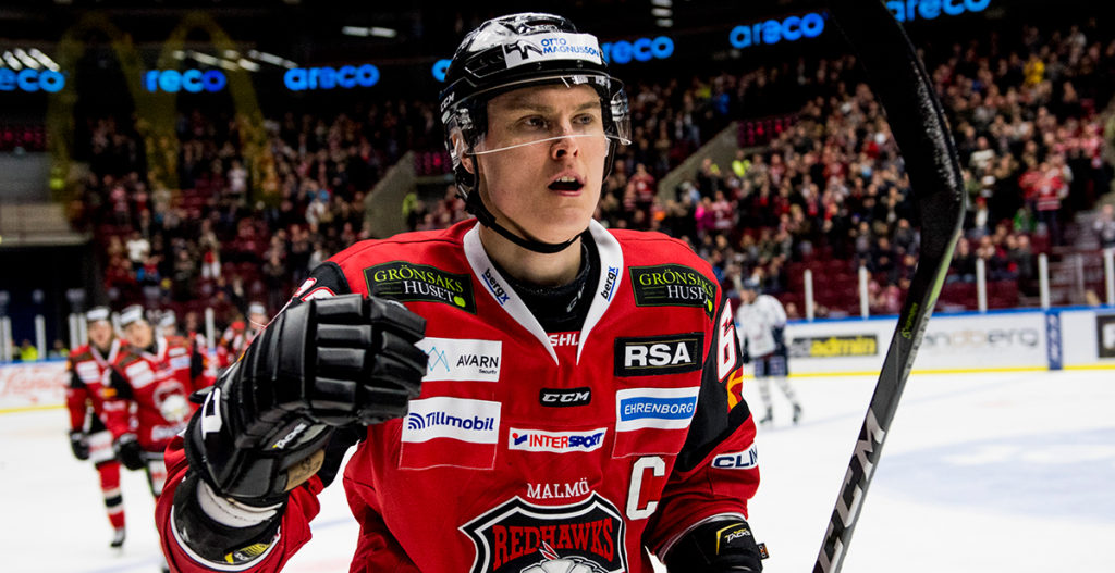 KLART: Kaptenen förlänger kontraktet med tre år