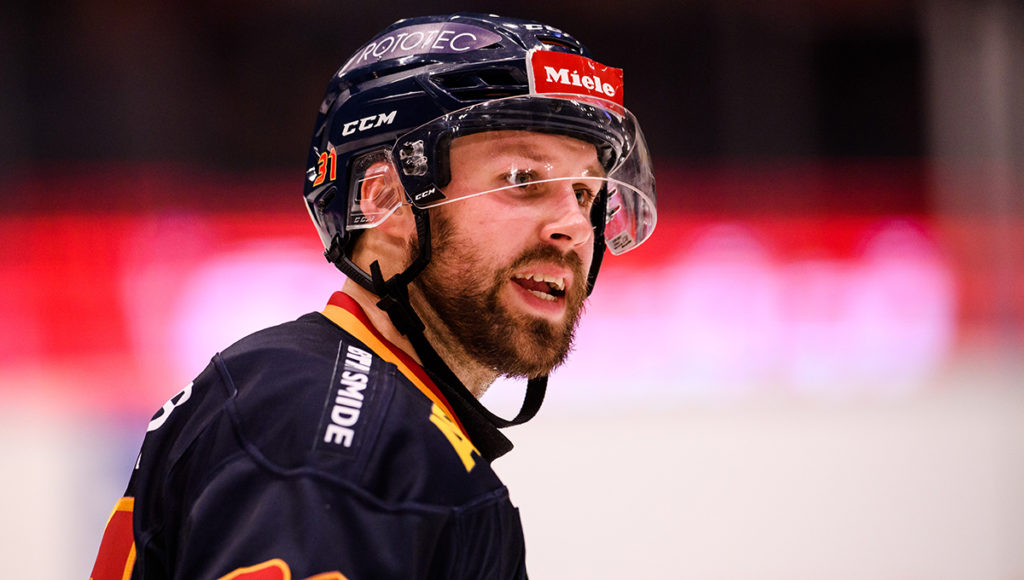 DIF-stjärnan stängs av för osportsligt uppträdande