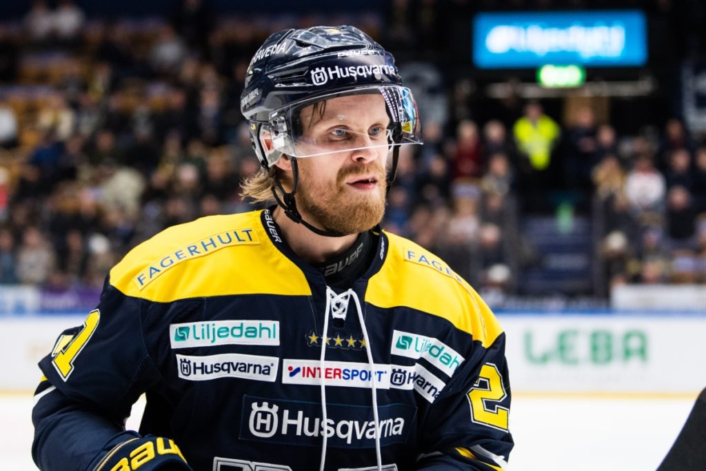 Mattias Tedenby spelar sin 400:e match i HV71!