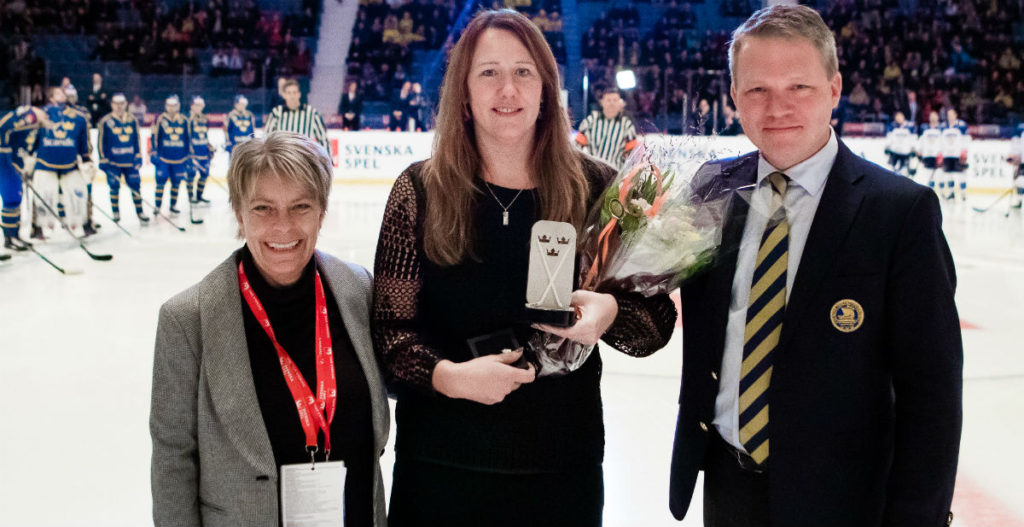 Hon blir första dammålvakten i Hockey Hall of Fame