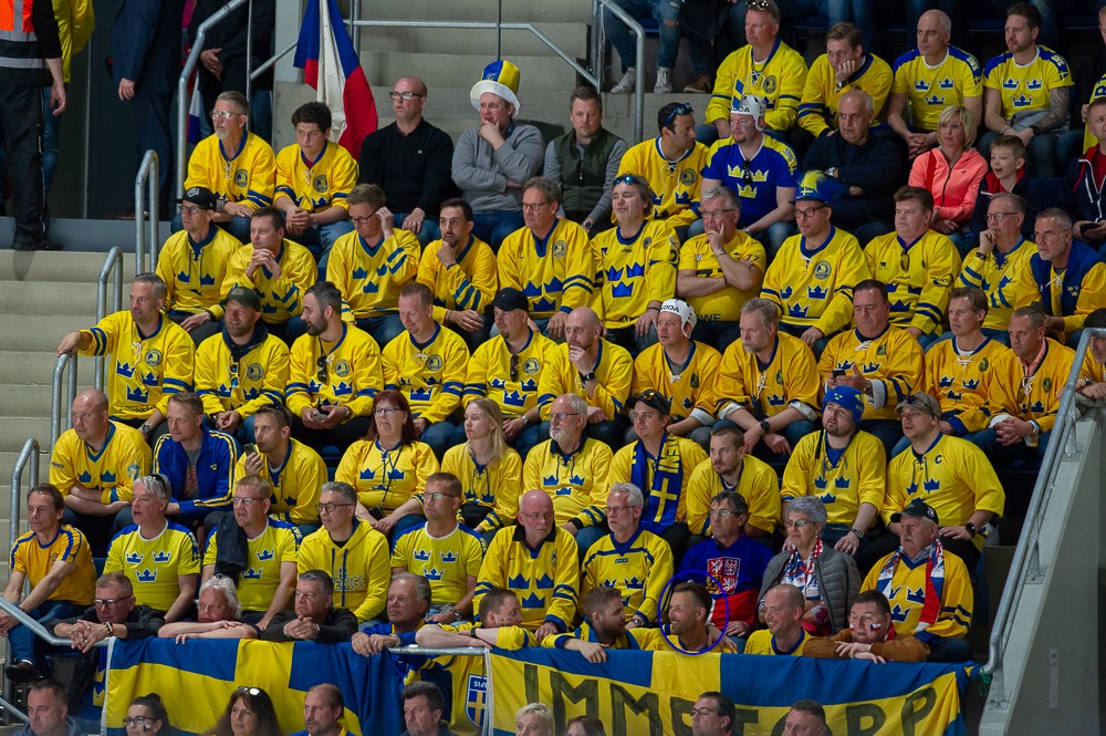Hitta dig själv från Tjeckien-Sverige - chans att vinna en matchtröja
