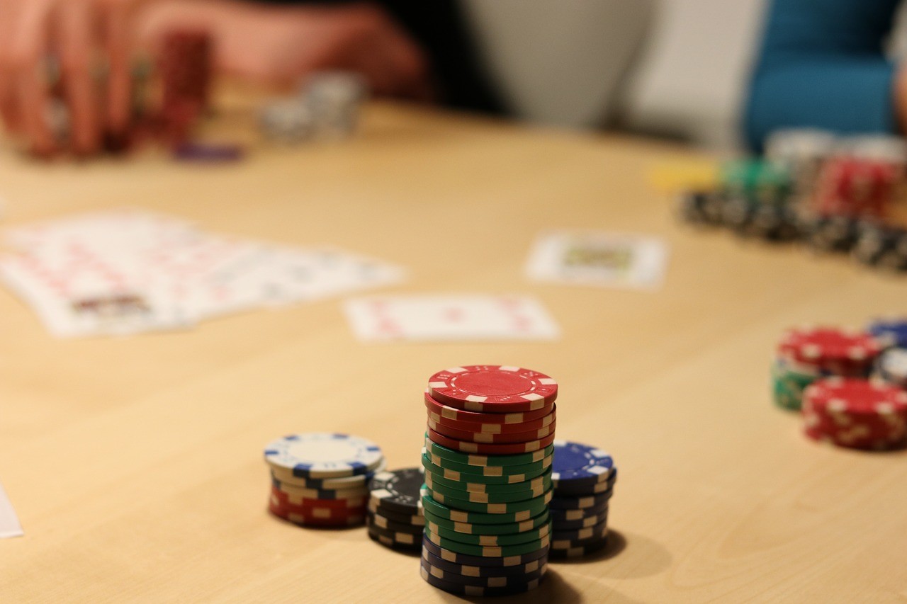 Lär dig spela BLAST poker hos 888