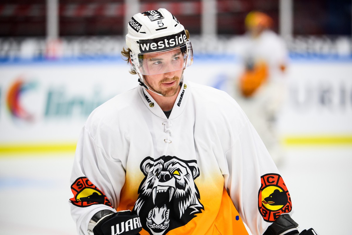 Karriären fortsätter i KHL för Adam Almquist