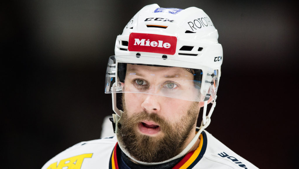 Kontraktslöse Axelsson om framtiden