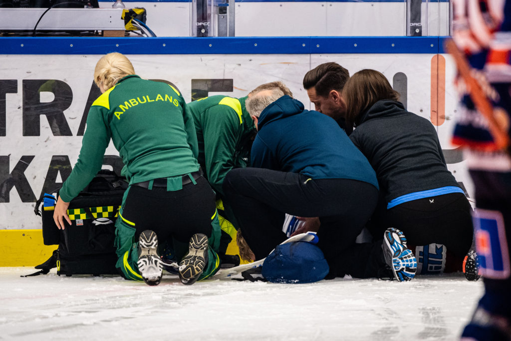 JUST NU: Otäcka scener i Vida Arena