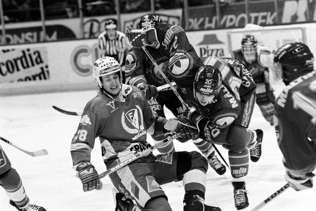 RETROKOLLEN: Mina klassiska matchställ från 90-talet