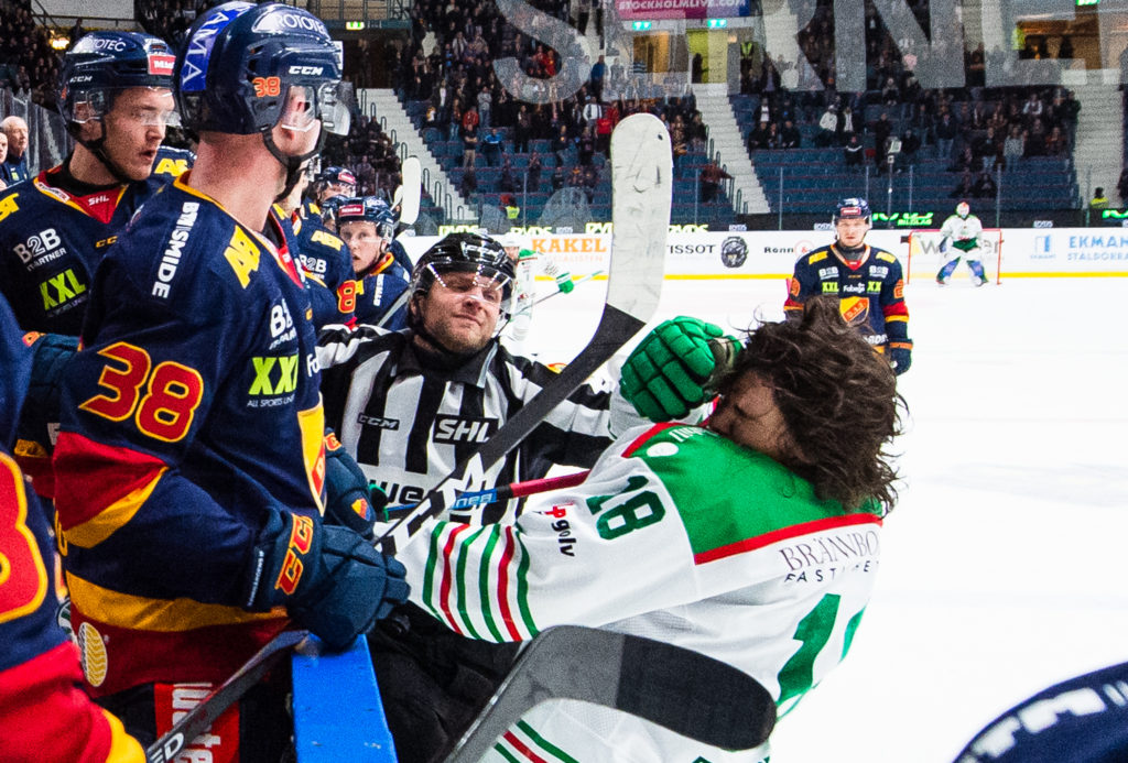 SHL: Efter överfallet: ”Jag förstår alla som slutat”
