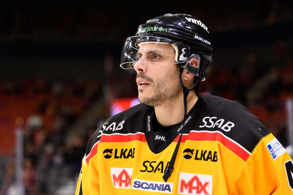 KLART: Forwarden tillbaka i Djurgården
