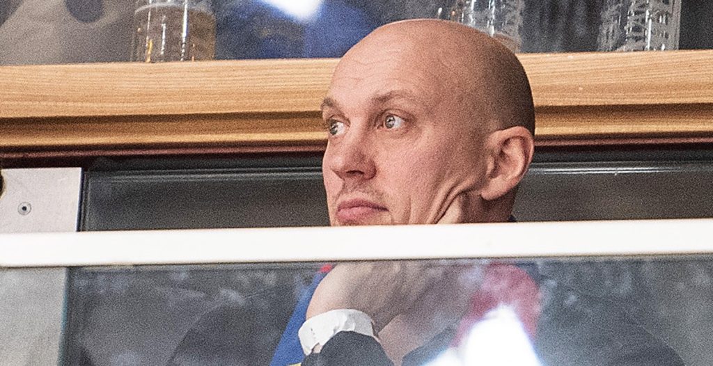Här retar DIF-profilen gallfeber på hemmaklacken