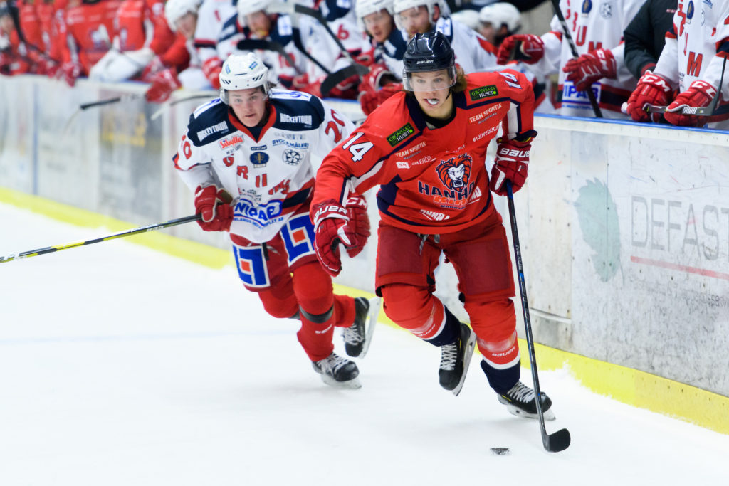 BEKRÄFTAT: Stjärnforwarden ansluter till topplaget
