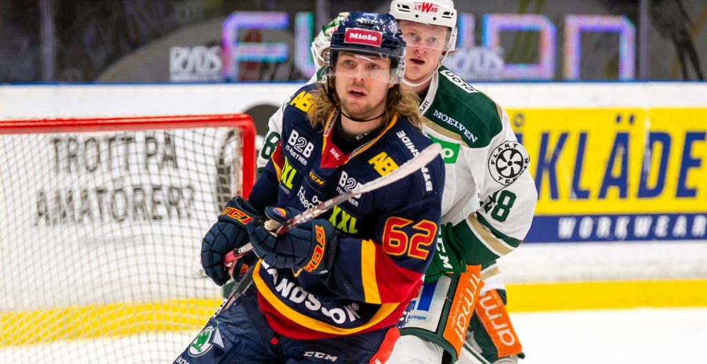 VÄNDNINGEN: Speedkulan stannar i Djurgården