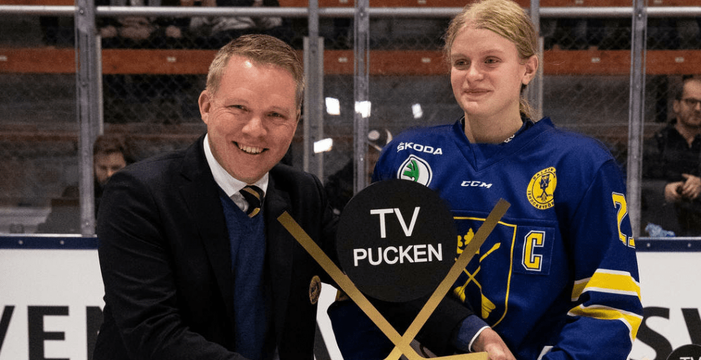 TV-PUCKEN: Så spelas slutspelet för flickor